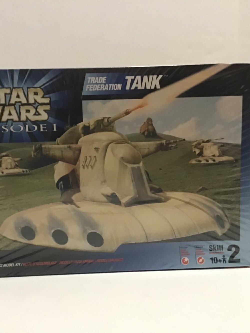 NEW AMT 1999 STAR WARS EPISODE I TRADE FEDERATION TANK 1:32 MODEL 30123 New